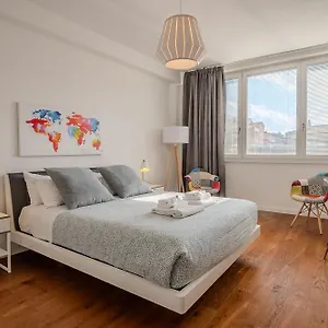 Elisa Sistine Chapel Apartment